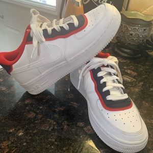 Boys size 6 Nike Air Force